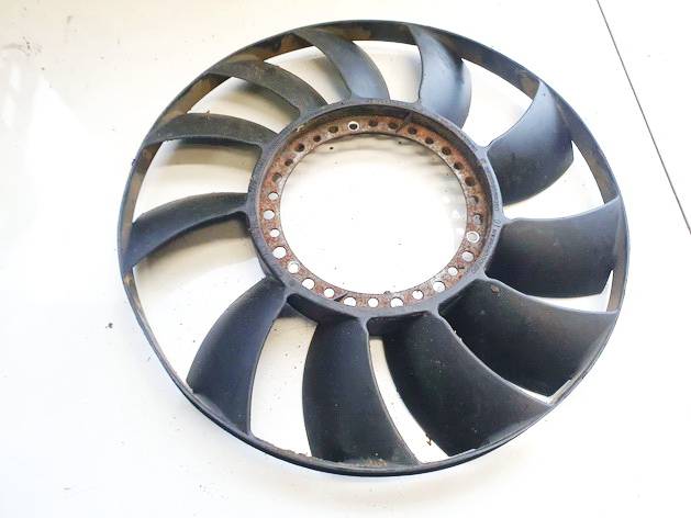 059121301A Audi A4 2002 Termomovos sparnuote