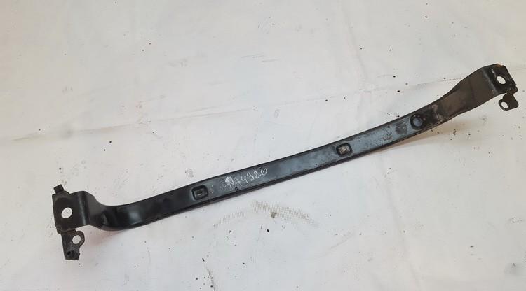 Volvo XC 70 2012 Fuel tank holder