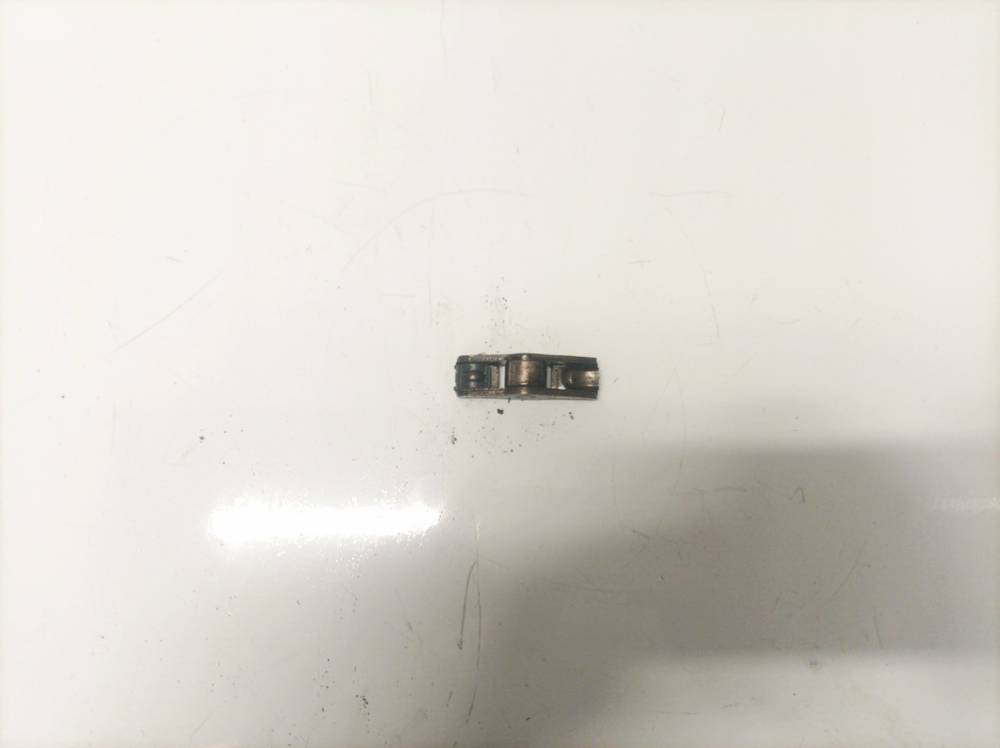 Volvo V50 2005 Voztuvo pakelejas (voztuvo svirtele, karomislai)