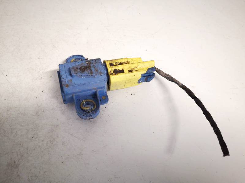 1K0955557A Volkswagen Passat 2006 Srs Airbag crash sensor - Thumbnail 2