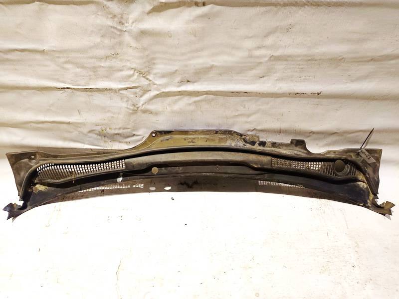 30745377 Volvo V50 2008 Listwa osłonowa wycieraczki - PRZEDNIE