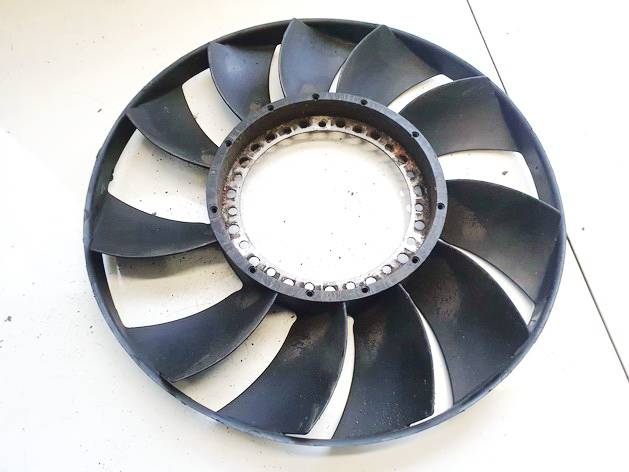 059121301A Audi A4 2002 Termomovos sparnuote