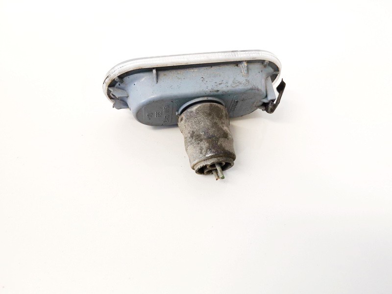 1J0949117 Volkswagen Passat 1999 Clear Side Repeaters - FRONT LEFT - Thumbnail 2