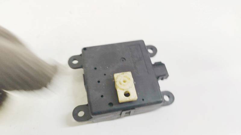 3K01030840 Nissan Qashqai 2010 Heater Vent Flap Control Actuator Motor - Thumbnail 2