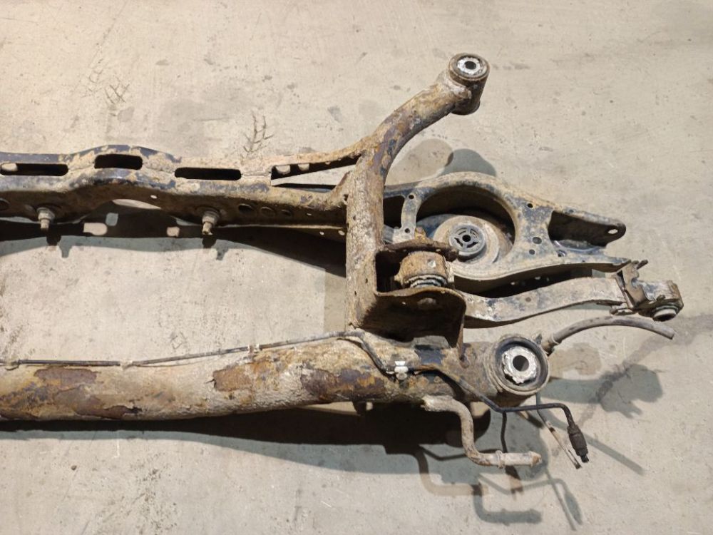 Volkswagen Passat 2006 Subframe - REAR - Thumbnail 4