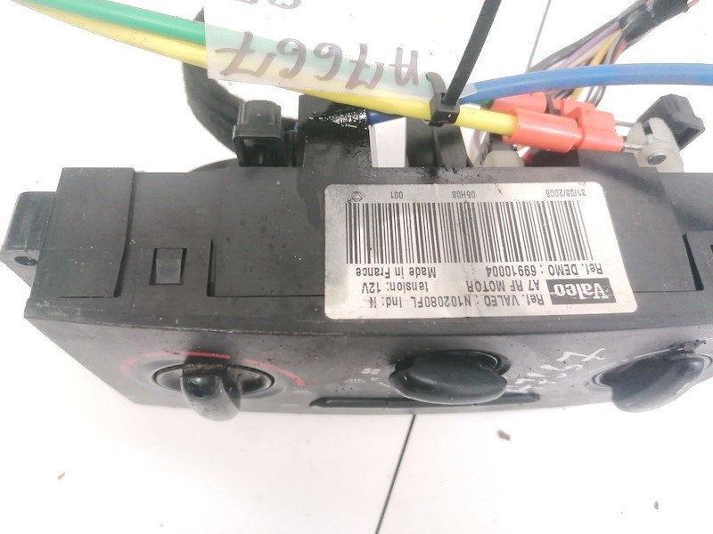 69910004 Peugeot 207 2007 Climate Control Panel (heater control switches) - Thumbnail 3