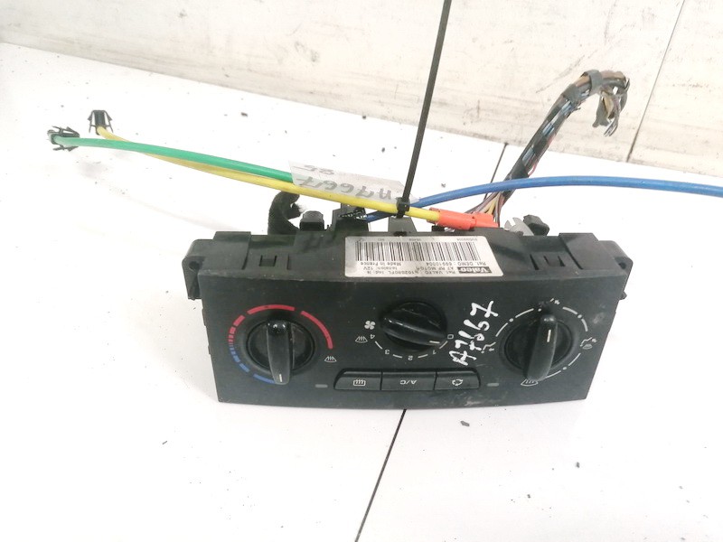 69910004 Peugeot 207 2007 Climate Control Panel (heater control switches) - Thumbnail 2