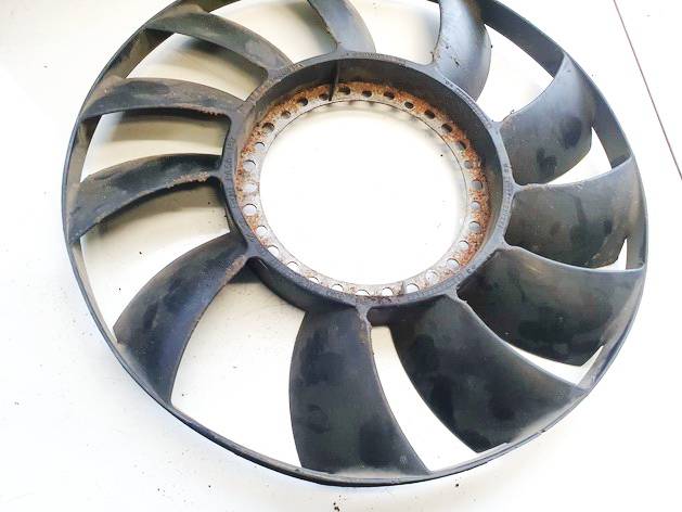 059121301A Audi A4 2002 Termomovos sparnuote