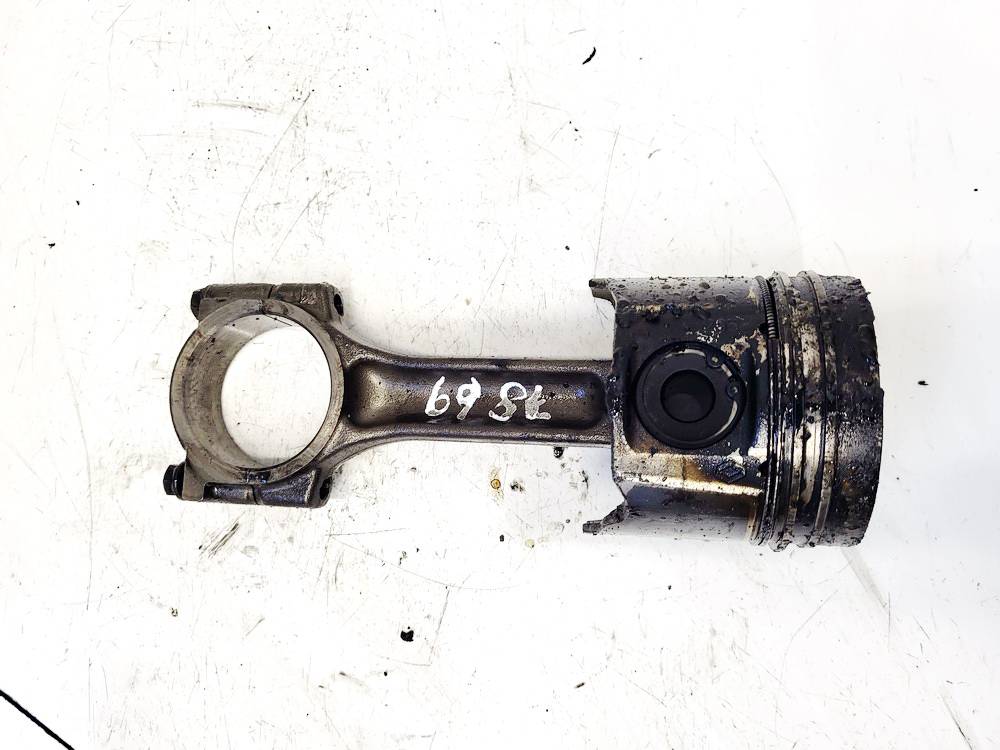 Nissan Primera 2004 Piston and Conrod (Connecting rod) - Thumbnail 3