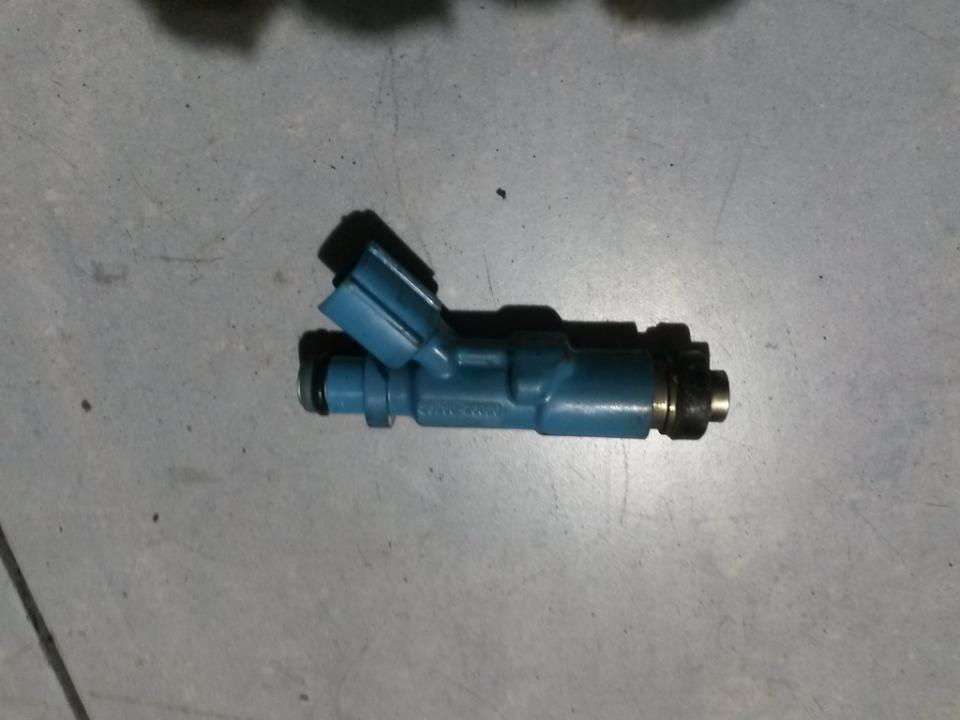 2325023020 Toyota Yaris 2006 Injecteur