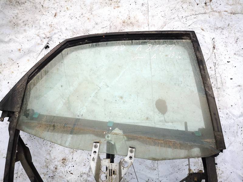 AS2 Audi A4 1997 Duru stiklas G.D.