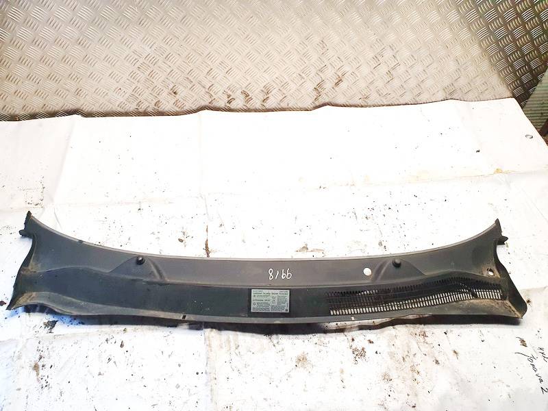 13203618 Opel Corsa 2008 Pyyhkijän mekanismin suojus