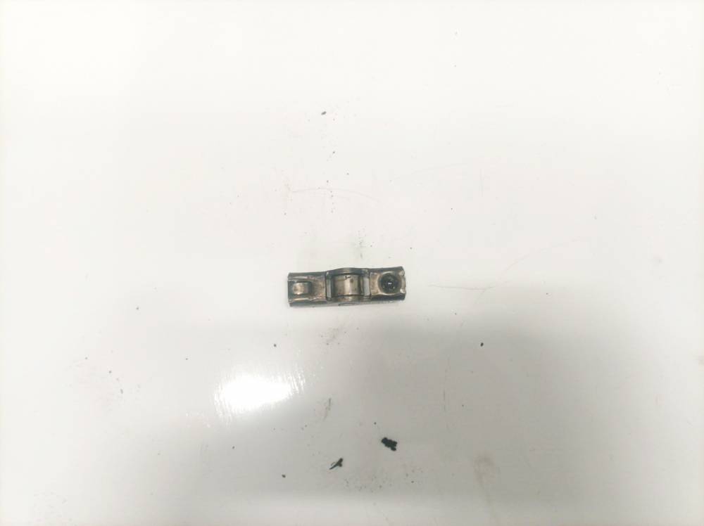 Volvo V50 2005 Voztuvo pakelejas (voztuvo svirtele, karomislai)