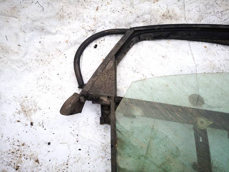 Audi A4 2001 Etuoven ikkunalasin kehys - TAKANA OIKEALLA - Thumbnail 3