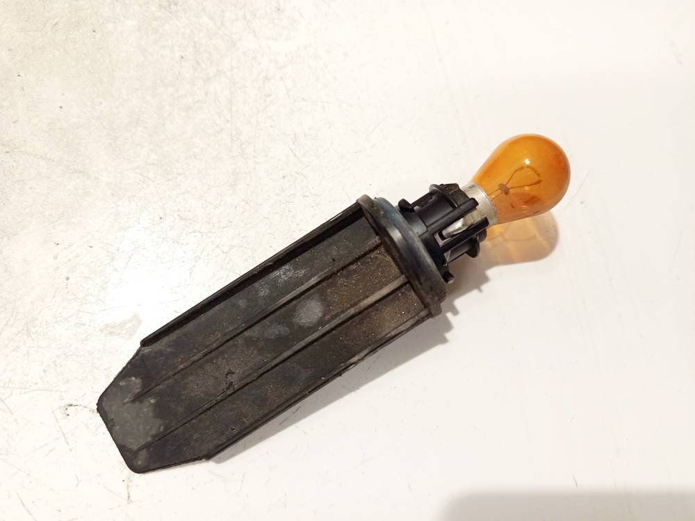 90000642 Volkswagen Passat 2013 Indicator Bulb Holder