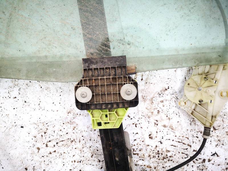 AS2 Audi A4 2001 Oven lasi - TAKANA OIKEALLA - Thumbnail 2