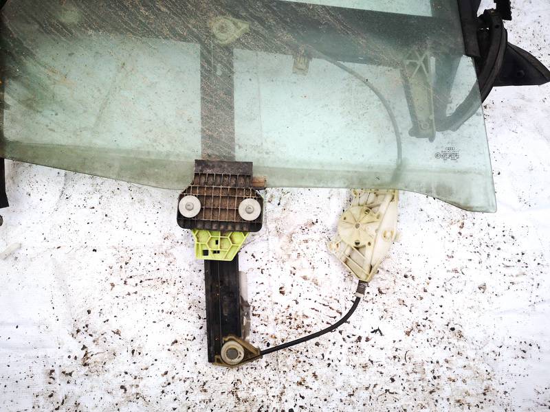 Audi A4 2001 Oven Ikkunan Nostaja - TAKANA OIKEALLA