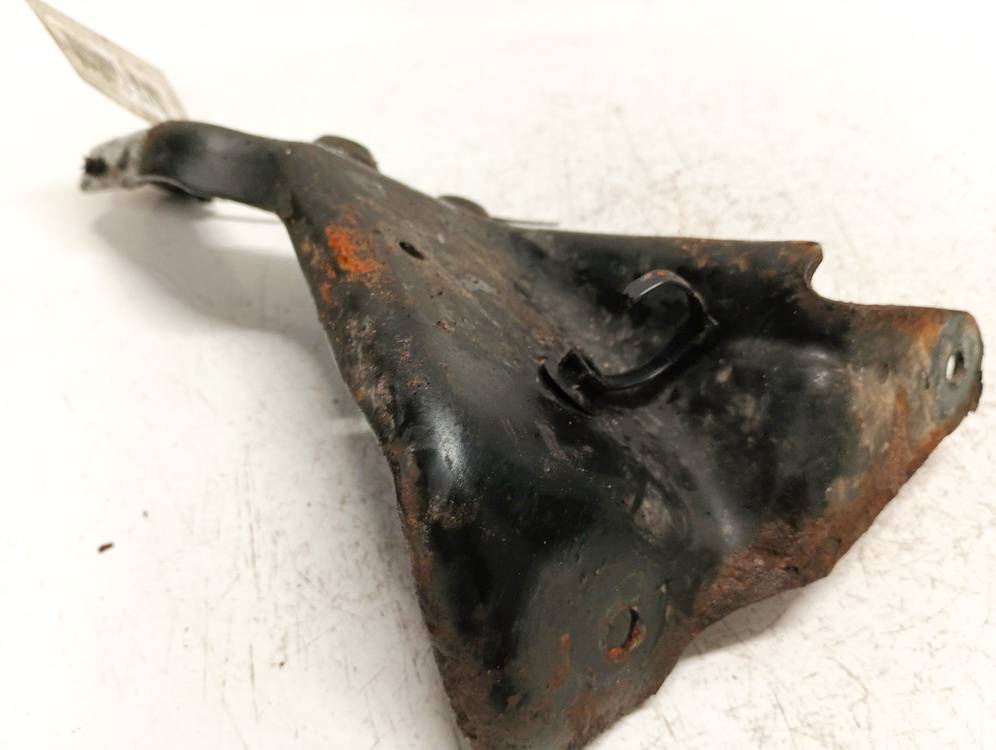 Dodge Grand Caravan 2004 Engine Mount Bracket and Gearbox Mount Bracket - Thumbnail 3