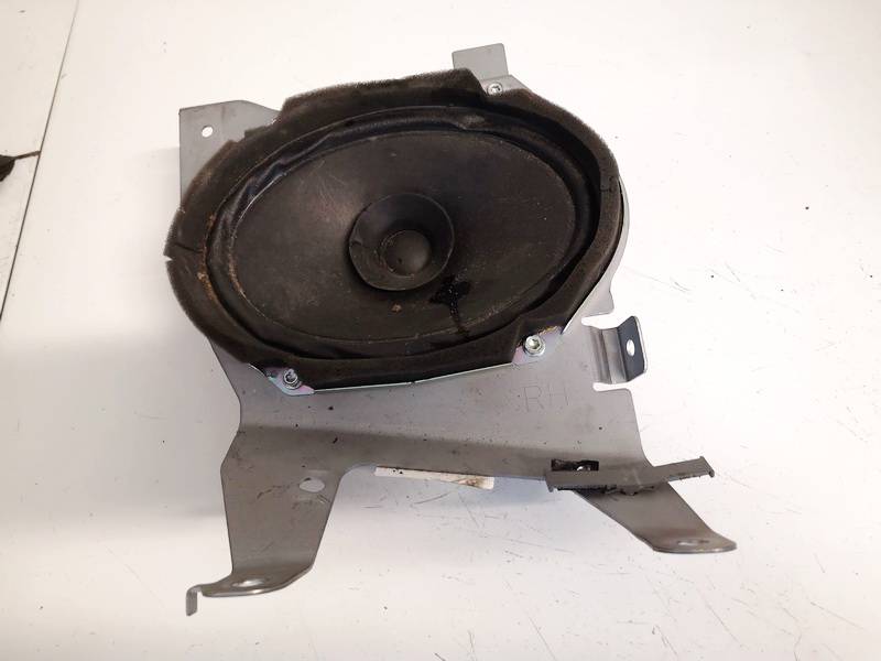 C24366960 Mazda 5 2007 Lautsprecher
