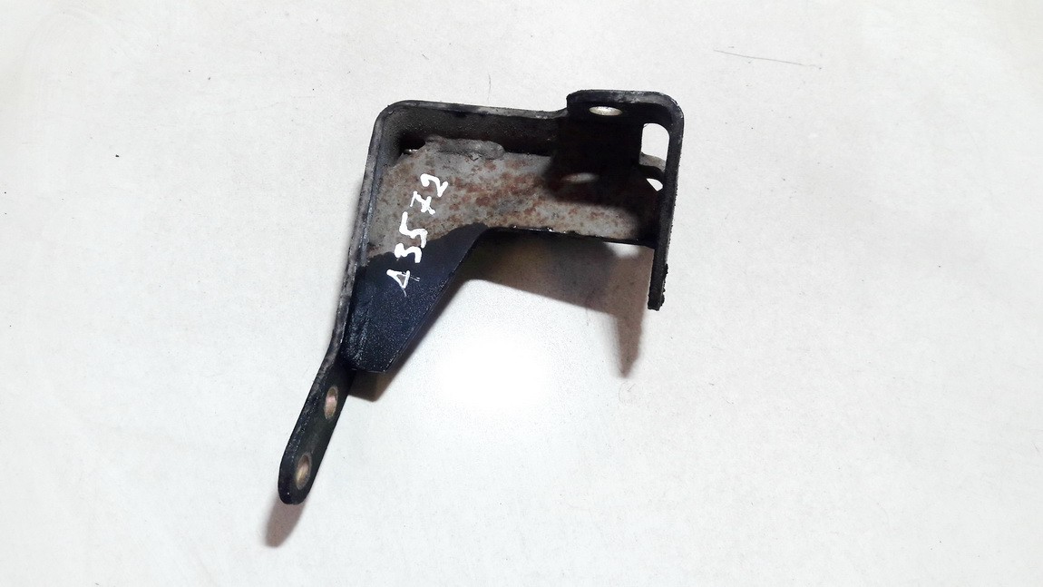 Mitsubishi Lancer 1994 Кронштейн двигателя и Кронштейн коробка передач