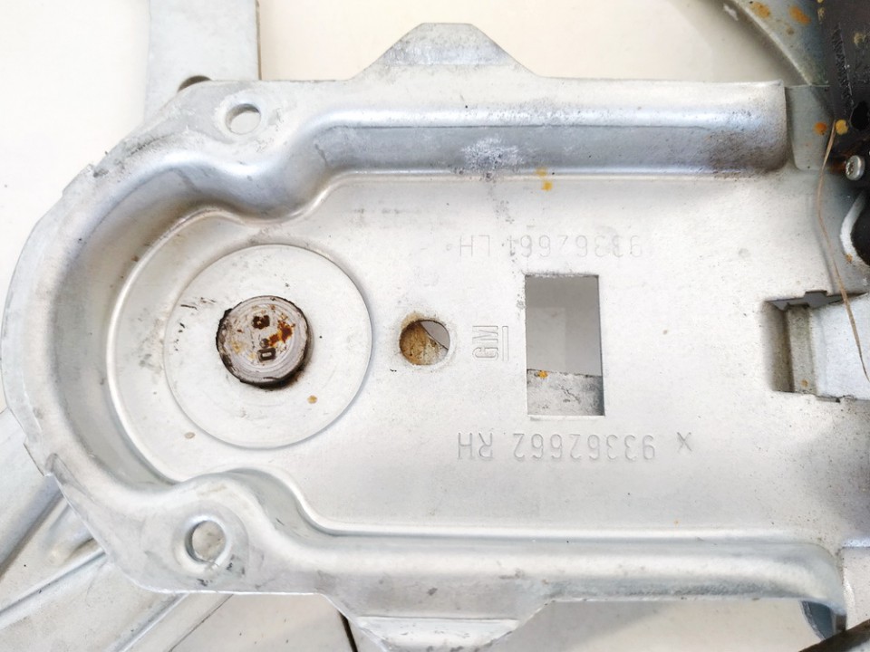 93362662 Opel Meriva 2005 Durvju loga pacēlājs - PRIEKŠA PA LABI - Thumbnail 3