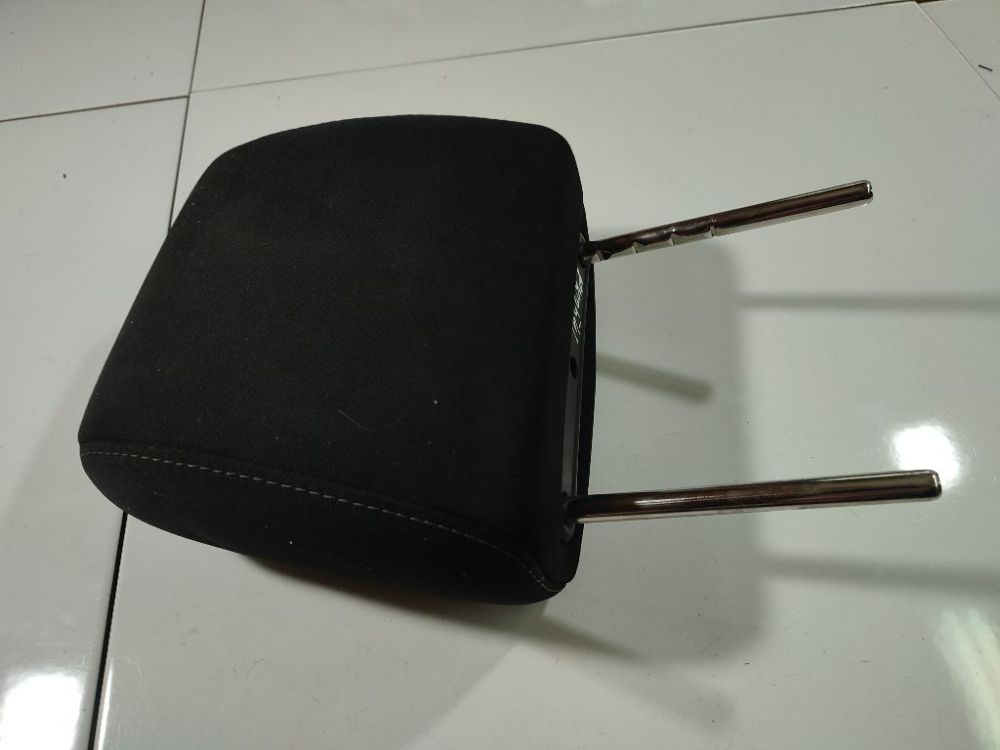 Mazda 6 2009 Seat headrest