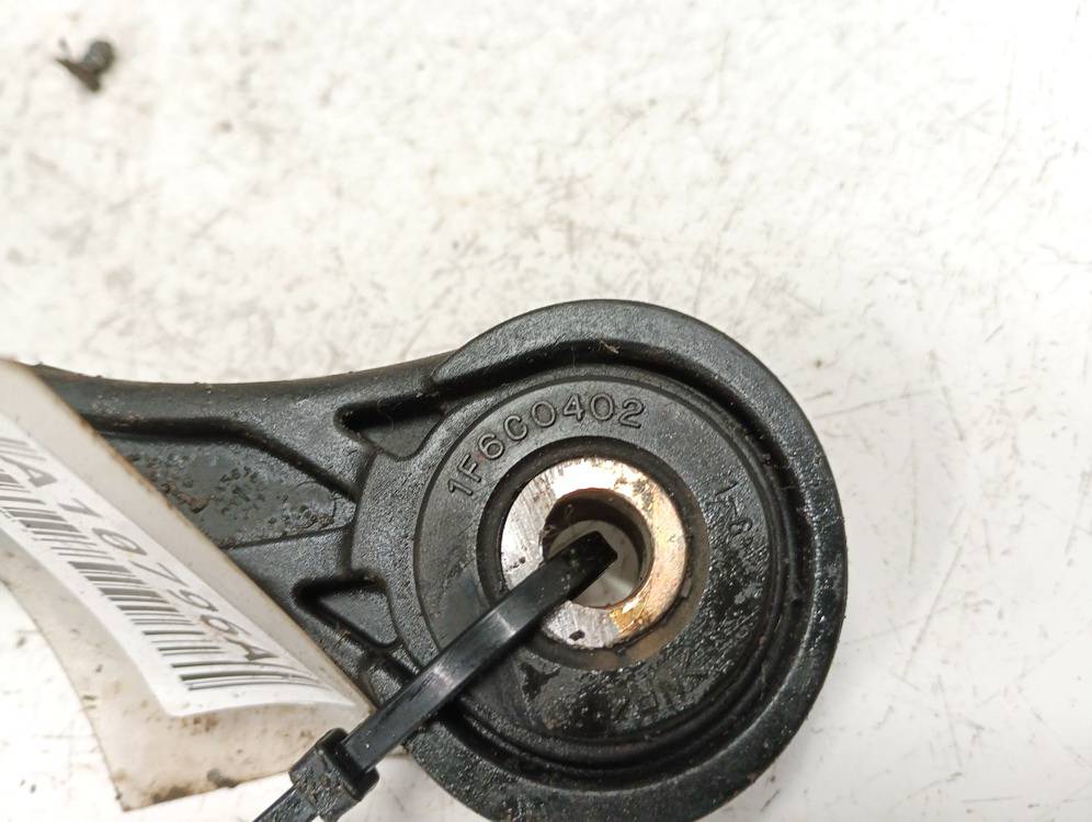 1F6C0402 Subaru Outback 2001 Variklio pagalves bei Greiciu dezes pagalves - Thumbnail 4