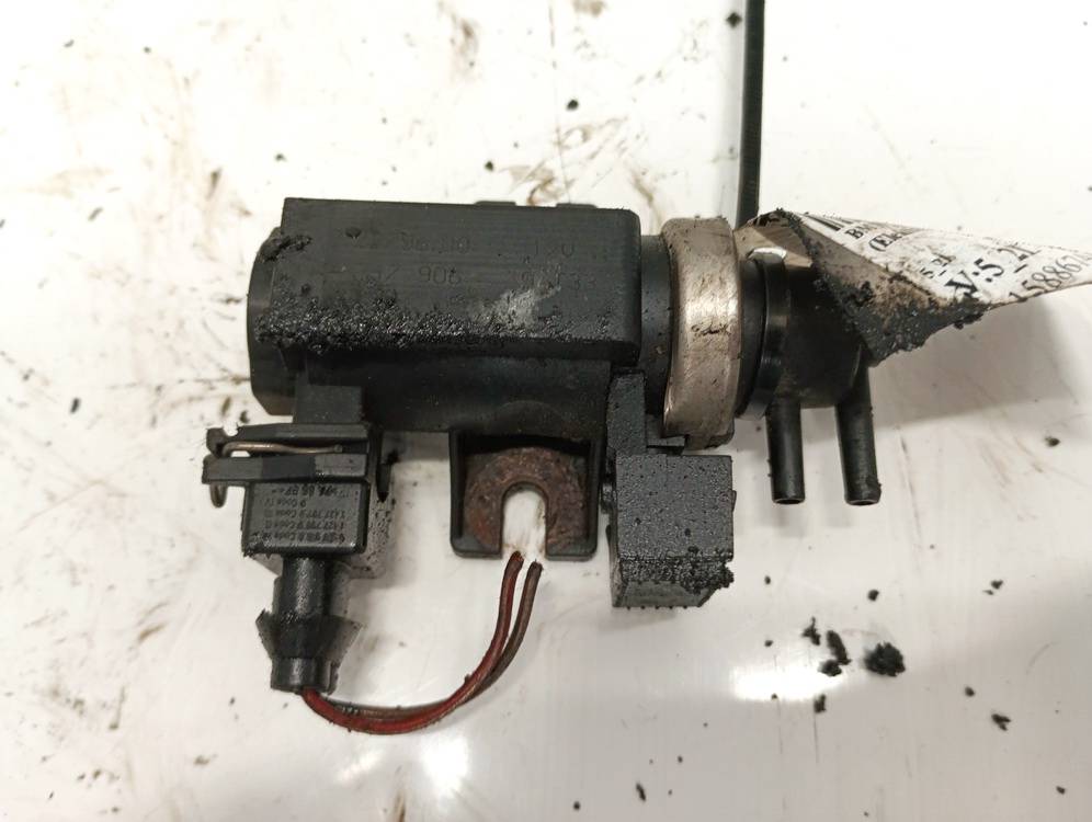 2247906 BMW 3-Series 2002 Umschaltventil Ventil (Druckwandler, Abgassteuerung)