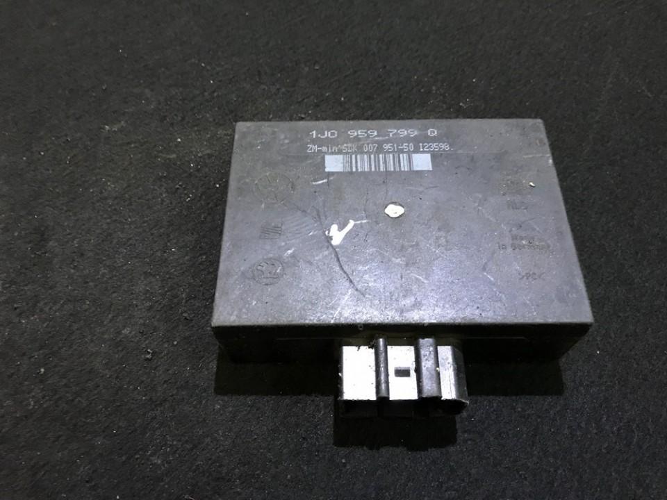 1J0959799Q Volkswagen Golf 1999 General Module Comfort Relay (Unit)