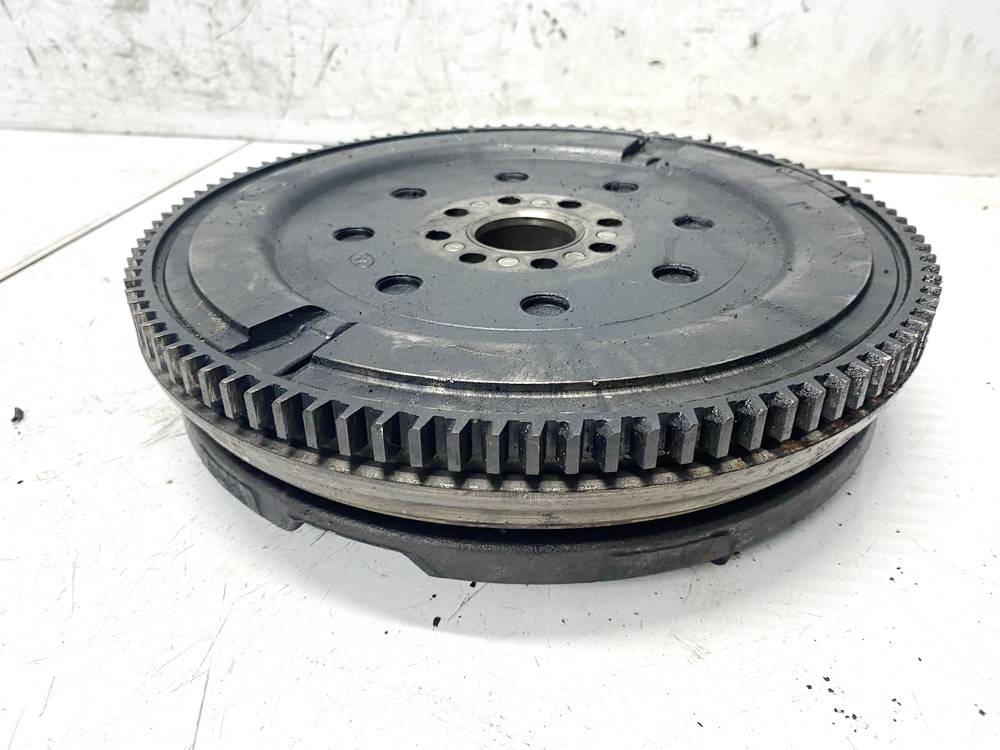 20807 Toyota Corolla Verso 2007 Flywheel (for Clutch) - Thumbnail 2