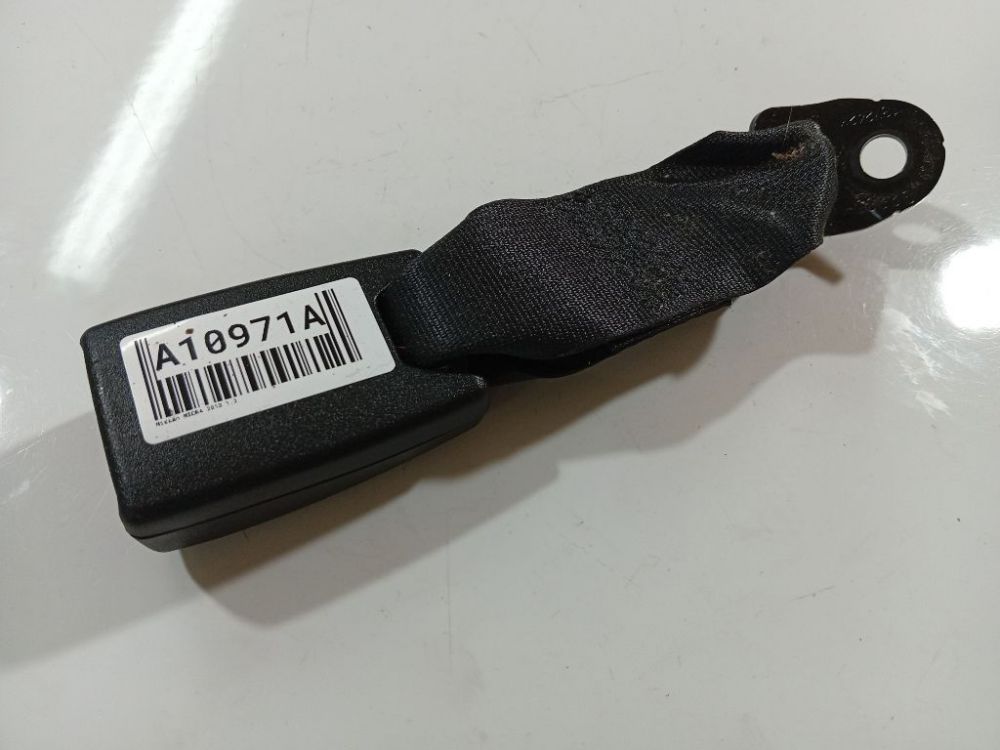 Nissan Micra 2013 Drošības jostas sprādze (turētājs) - AIZMUGURE PA LABI