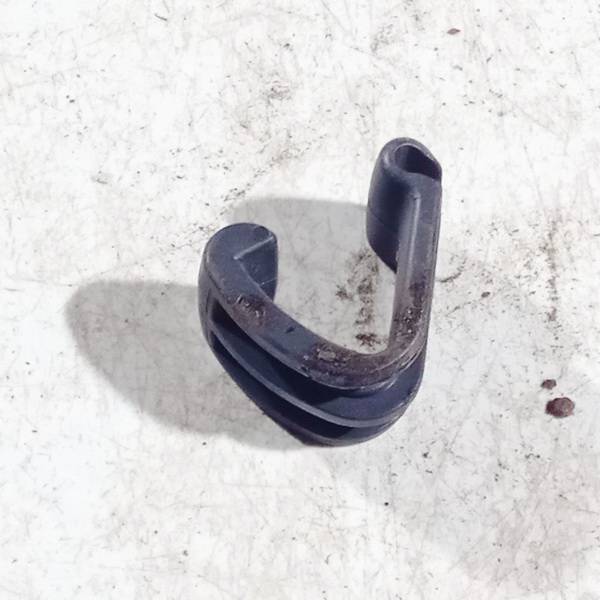 Nissan Almera 2002 Wykończenie wnętrza (plastikowe elementy) - Thumbnail 3