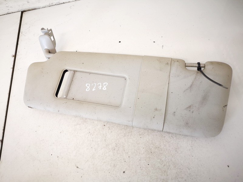 8E0857551 Audi A4 2005 Sun Visor, With Light and Mirror and Clip