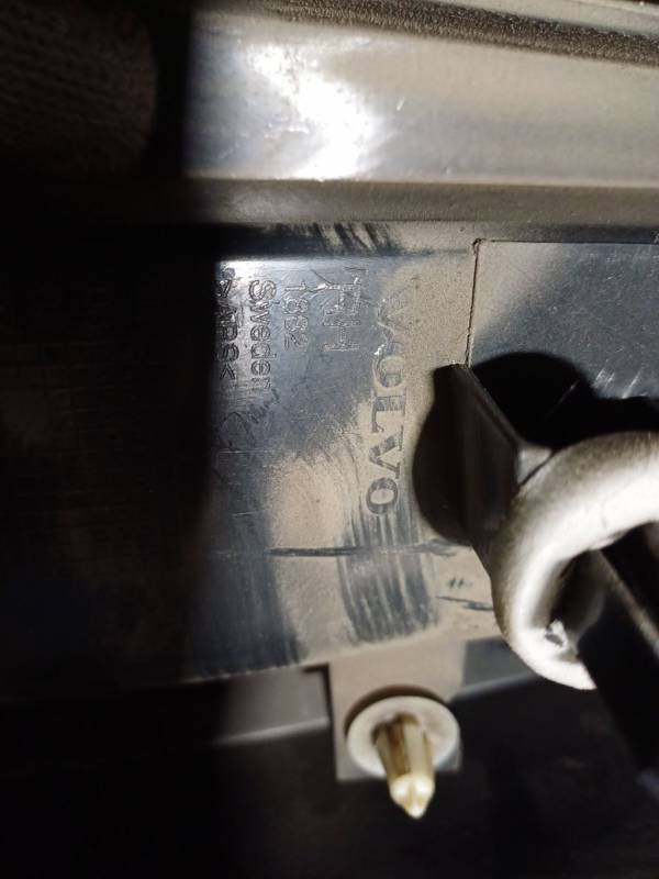 1882 Volvo S60 2004 Osłona słupka szyby przedniej - ŚRODEK PRAWE - Thumbnail 3