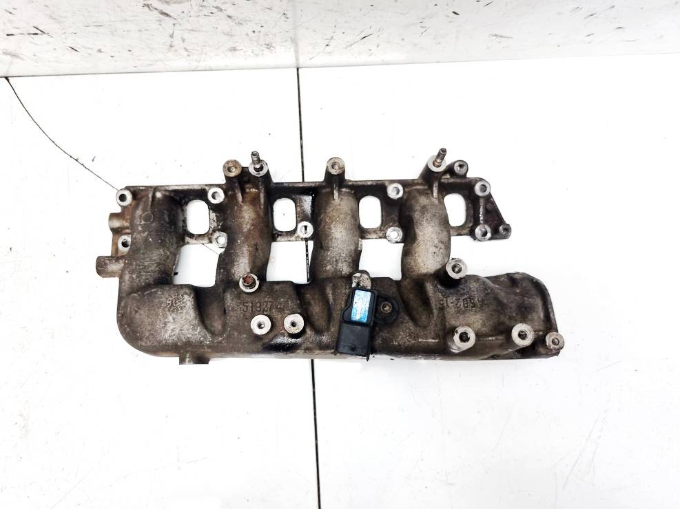 55192747 Opel Zafira 2006 Isiurbimo kolektorius