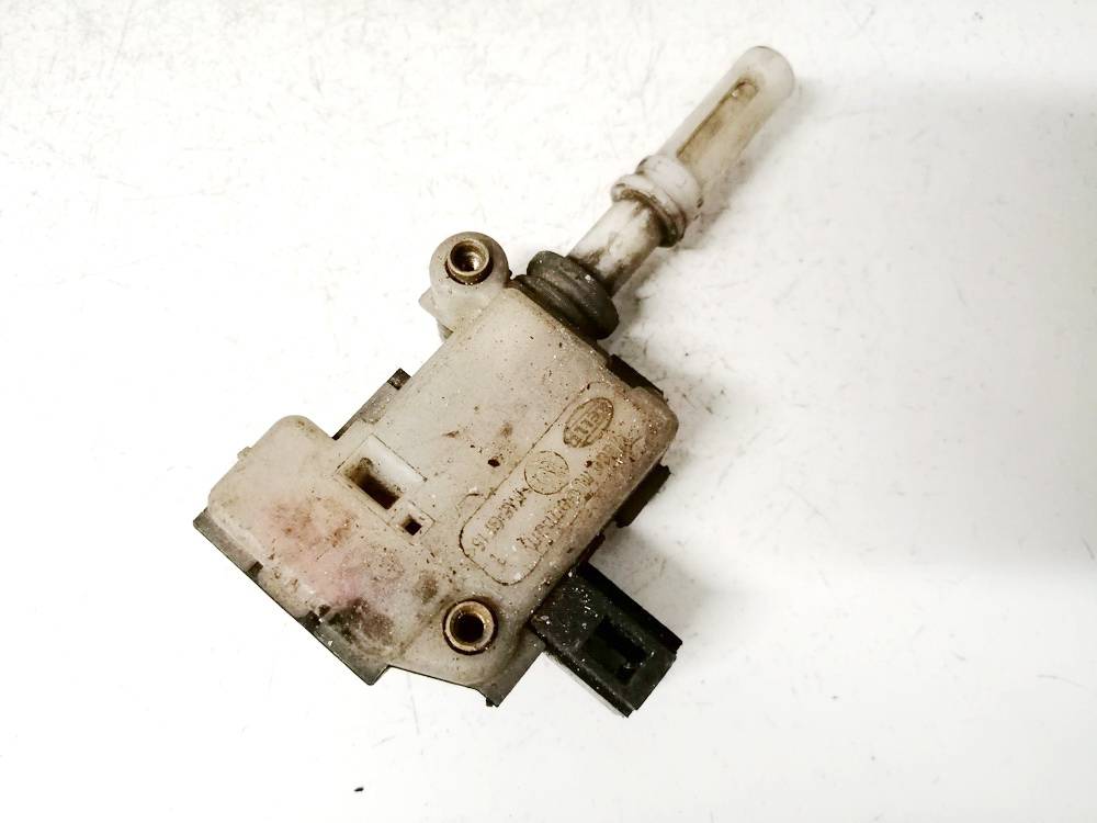 Skoda Superb 2003 Silnik Zamka Wlewu Paliwa - Thumbnail 2