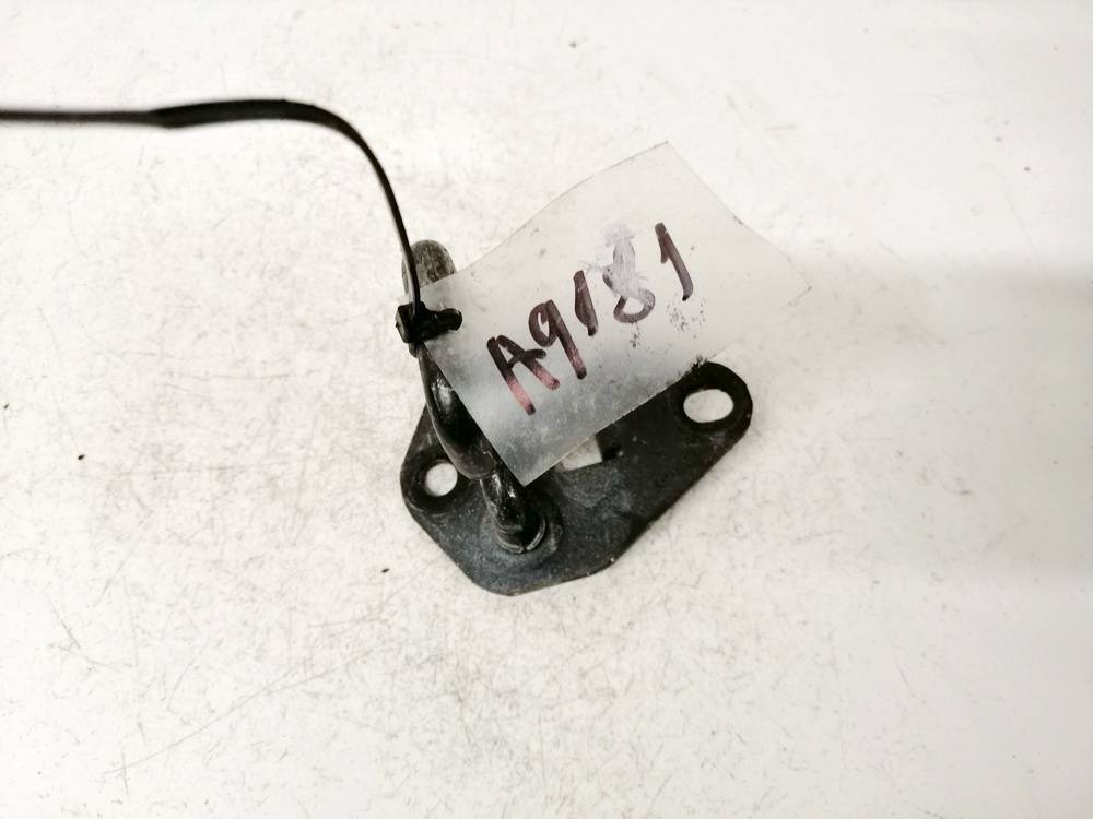 8641850 Volvo V50 2004 Other holders