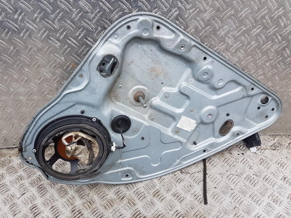 4M51A045H22B Ford Focus 2005 Duru lango pakelejas G.D.