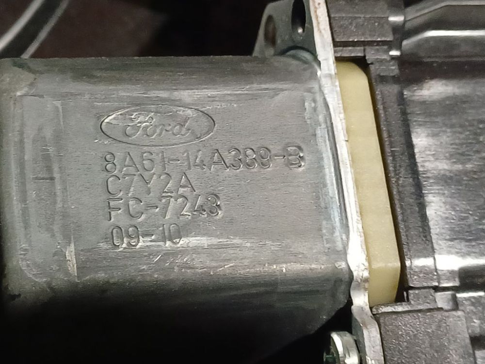 8A6114A3893 Ford Fiesta 2009 Duru lango pakelejo varikliukas P.K. - Thumbnail 4