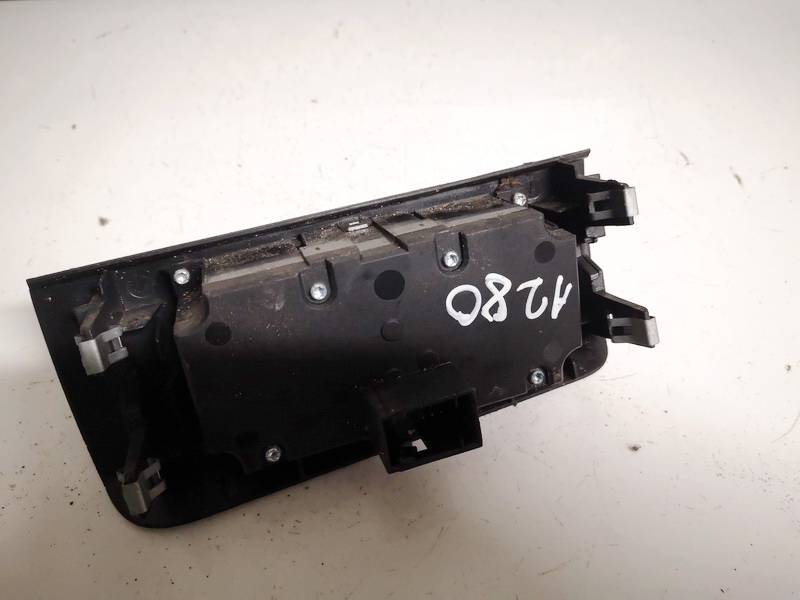 9134727 BMW X6 2010 Jungiklis sviesu ijungimo - Thumbnail 3