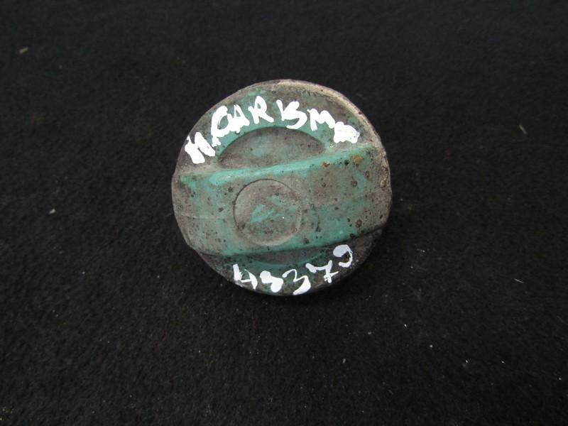 Mitsubishi Carisma 1998 Polttoainesäiliön sisäinen korkki