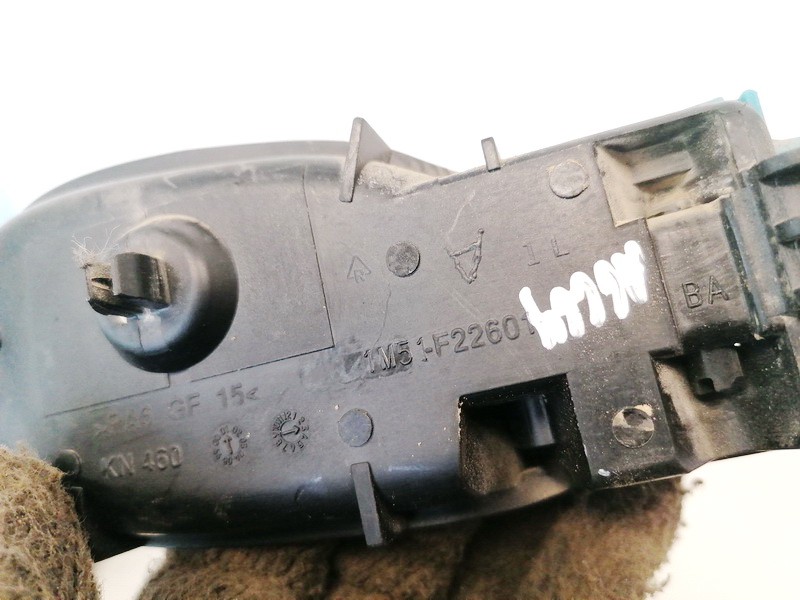 1M51F22601 Ford Focus 2001 Door Handle Interior - REAR LEFT - Thumbnail 3