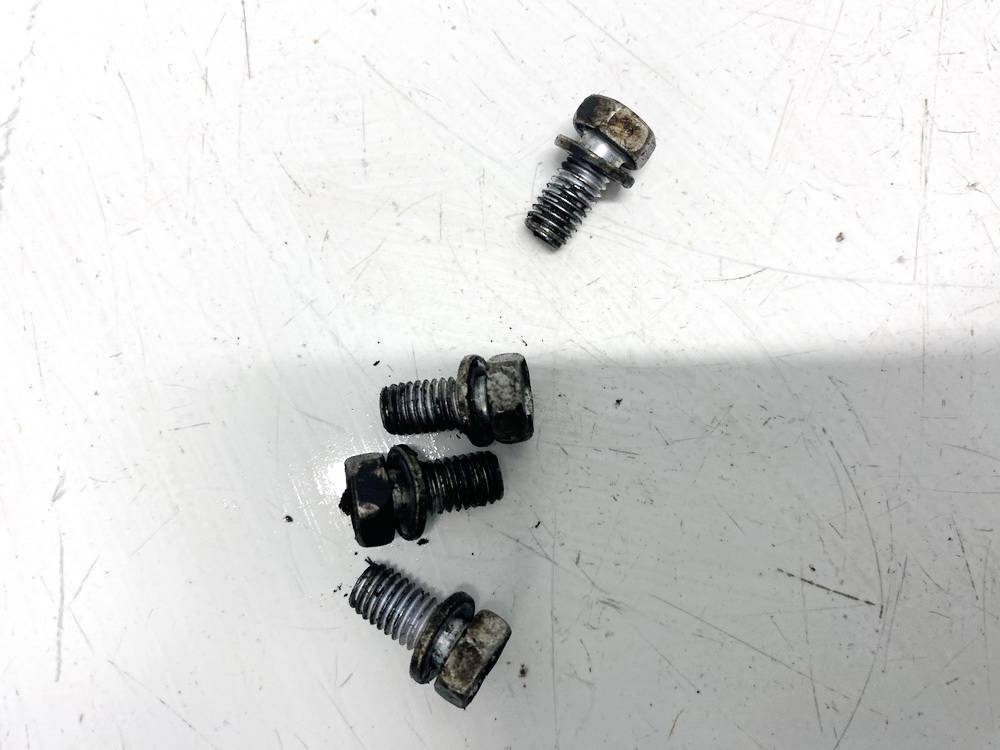 Toyota Corolla Verso 2007 Pressure Plate screw