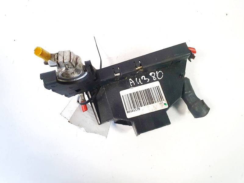 K98J4590 Audi A4 2010 Akumuliatoriaus klemas (kontaktai) - Thumbnail 3