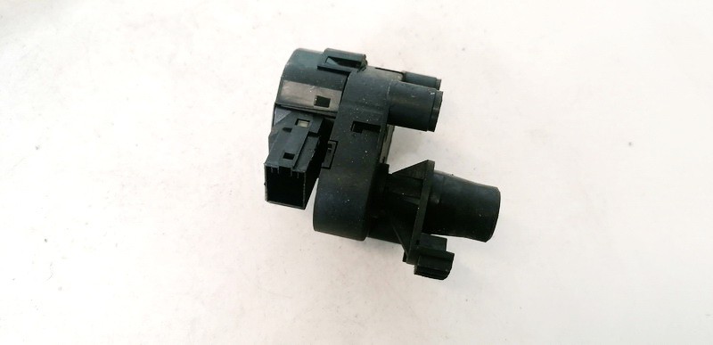 7M3907511D Volkswagen Sharan 2001 Heater Vent Flap Control Actuator Motor - Thumbnail 2