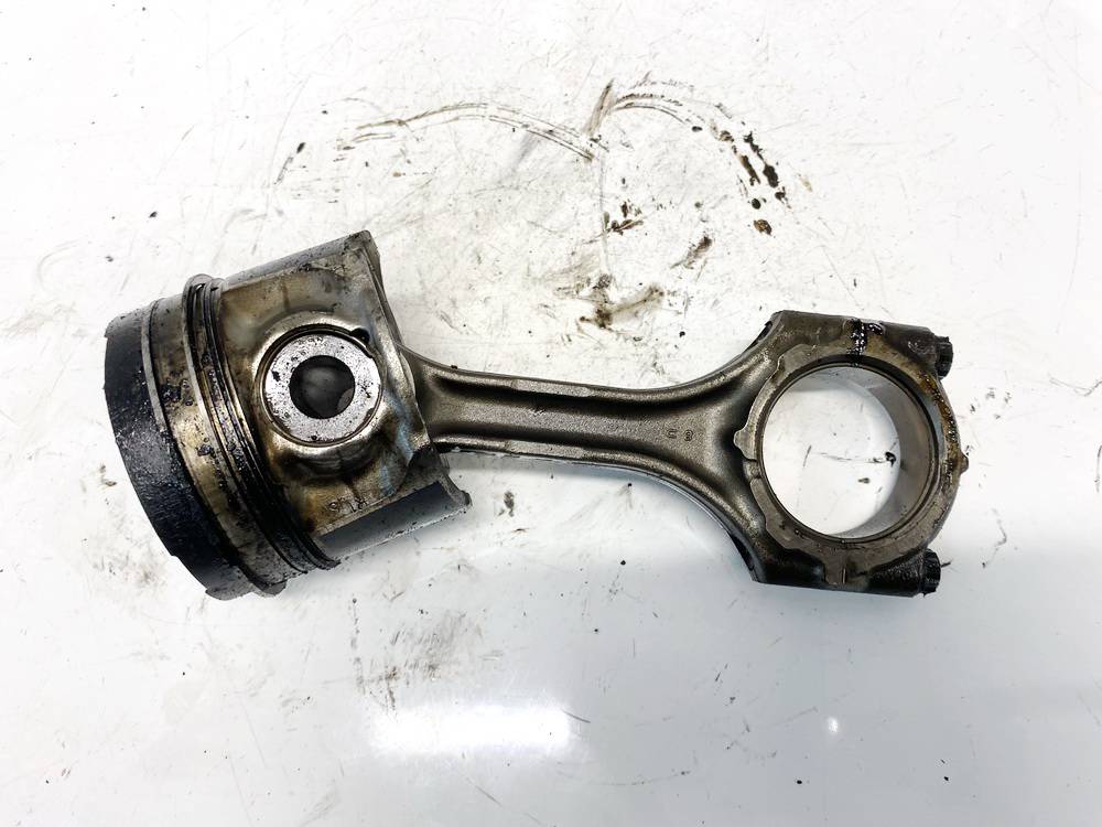 Toyota Corolla Verso 2005 Piston and Conrod (Connecting rod)