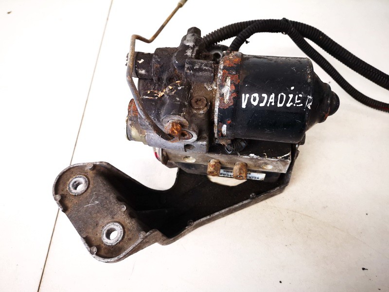 04683332 Chrysler Voyager 1994 ABS Unit (ABS Brake Pump)