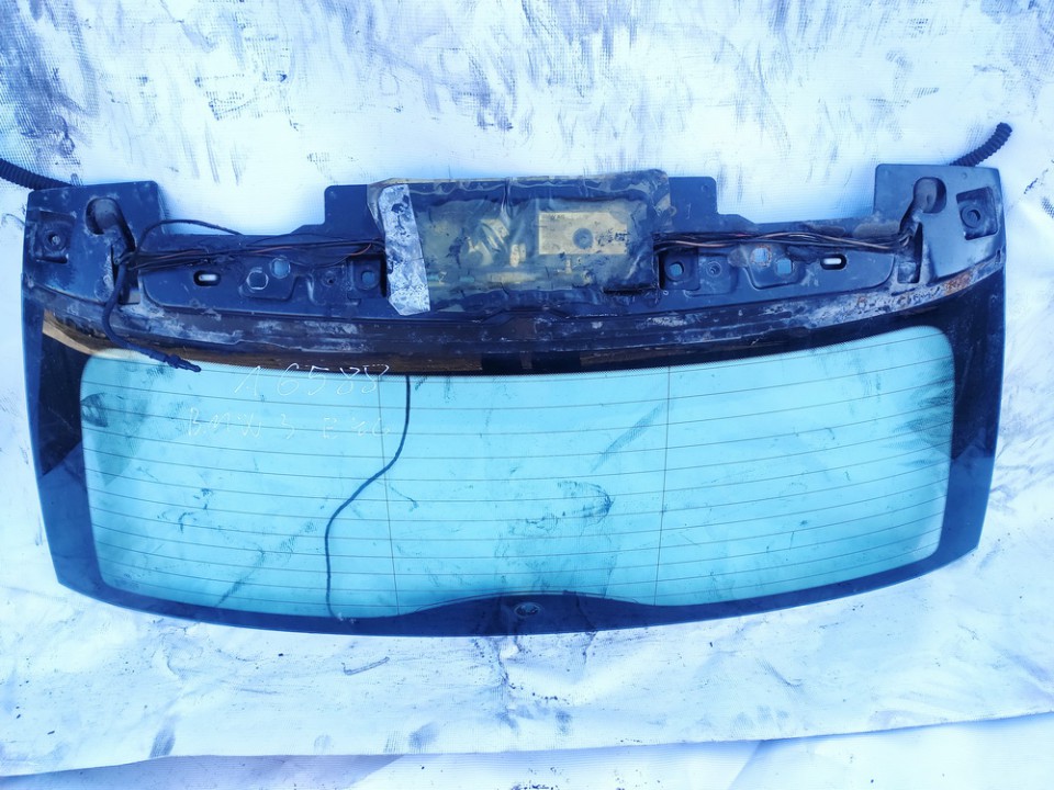 BMW 3-Series 2001 Stikls - AIZMUGURE