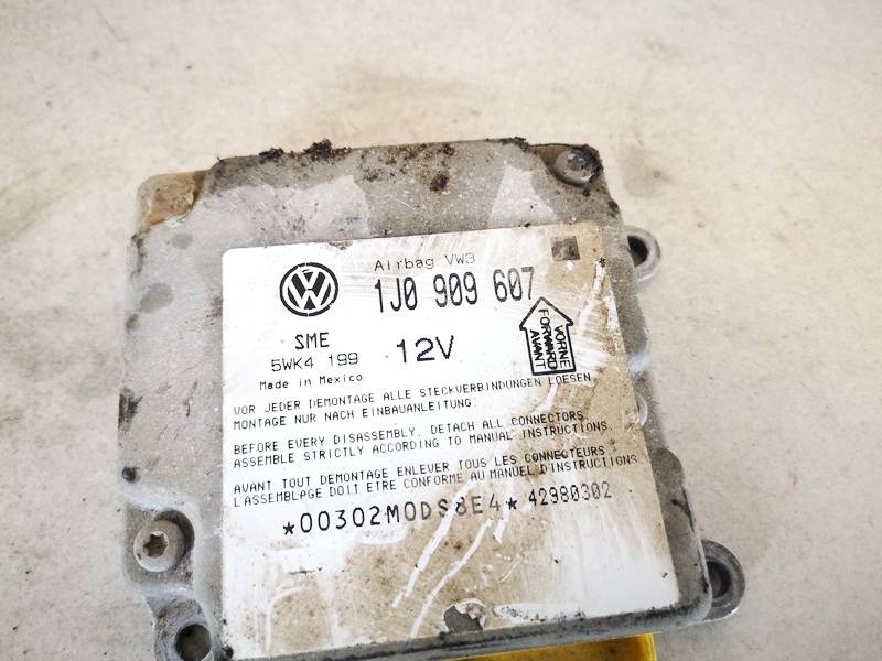 1J0909607 Volkswagen Passat 1998 Airbag crash sensors module - Thumbnail 2