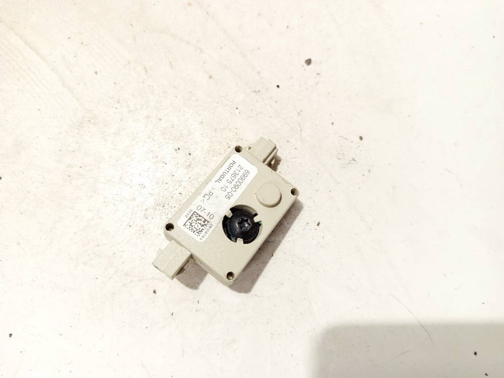 699009005 BMW 3-Series 2005 Antennenverstärker (Antennen Verstärker) - Thumbnail 2